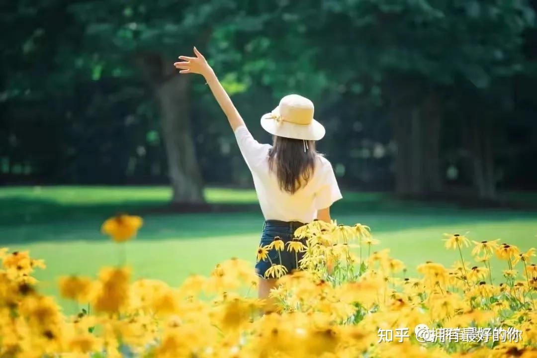 湛江边检站保障40万吨级转子帆加装船安全靠泊