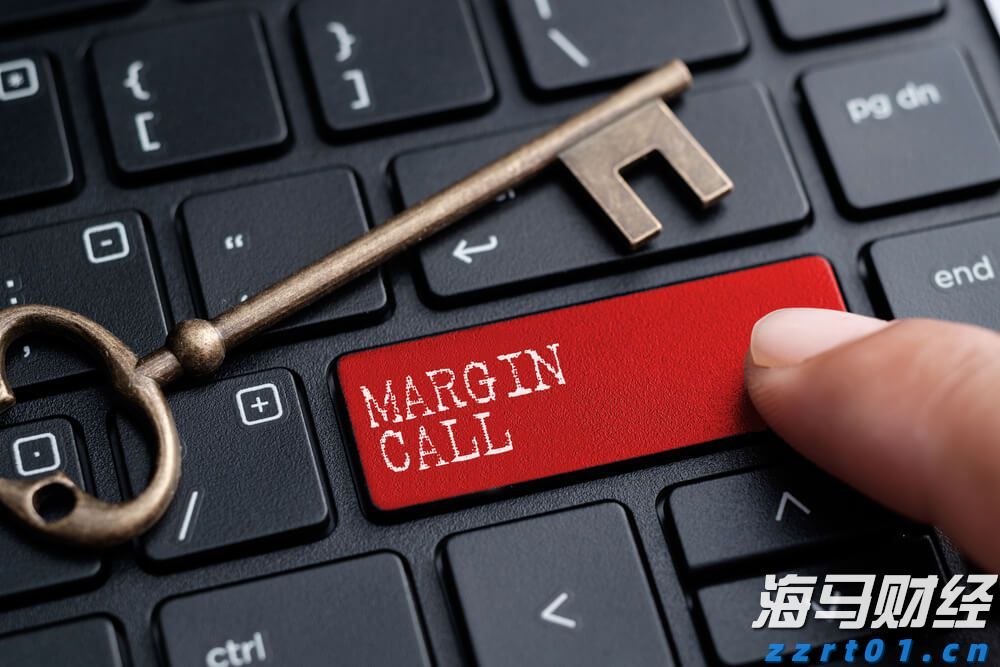 苹果(AAPL.US)强劲财报带动股价上涨，但AI投资及关税问题成华尔街争论焦点